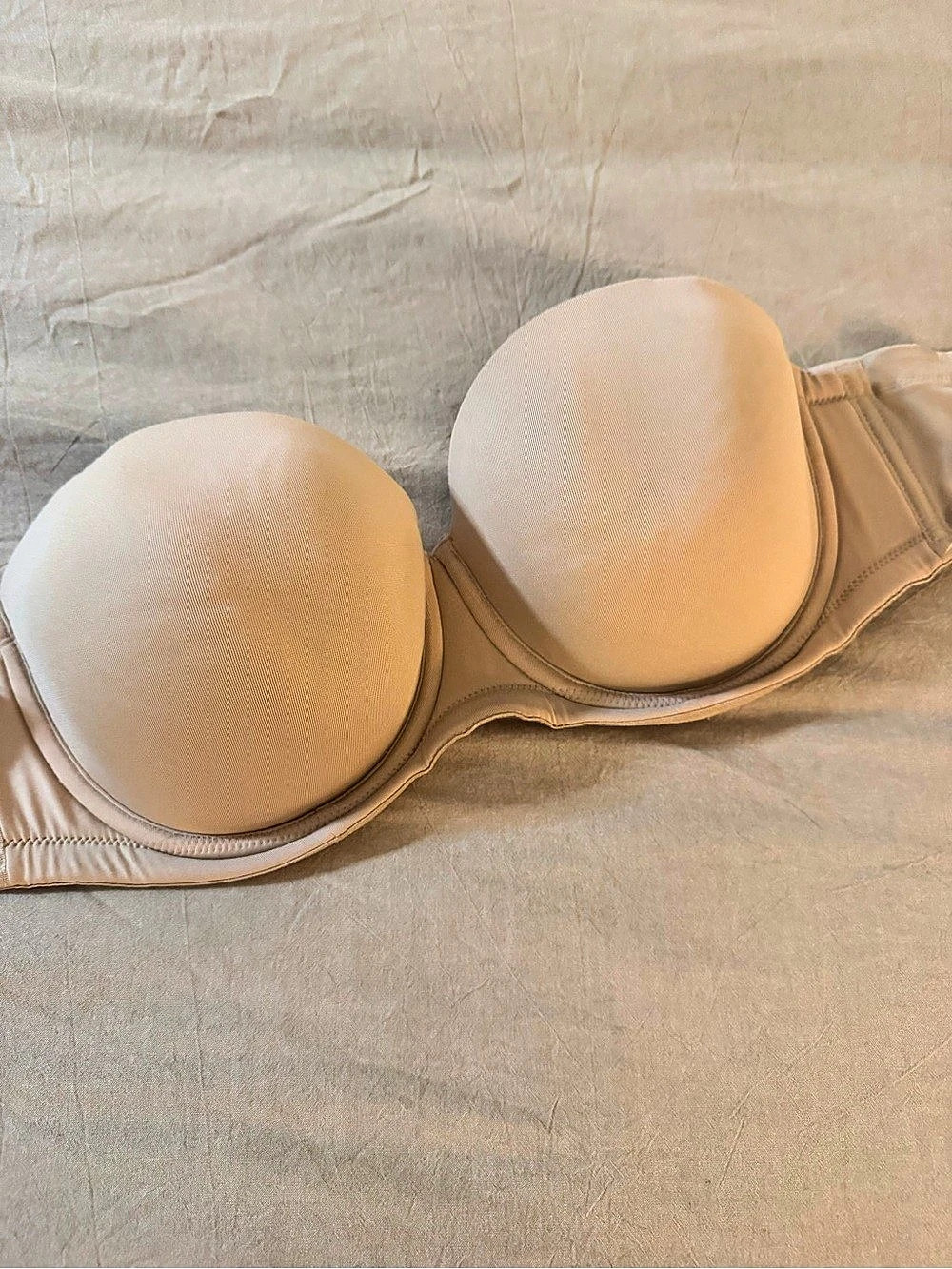 Wacoal Strapless Bra Beige US 40C Everyone Favorite